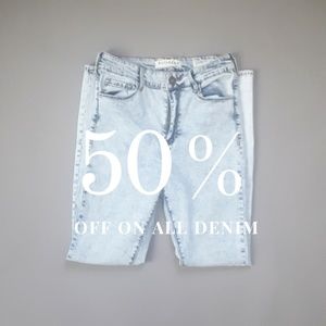 ❌SOLD ❌Bullhead Denim Co Super High Rise Skinny